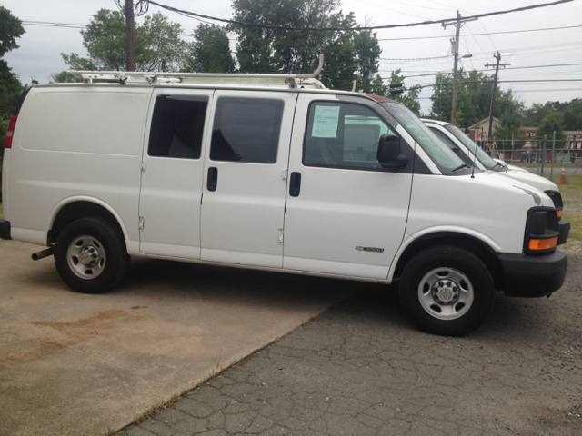 Chevrolet Express 2003 photo 1