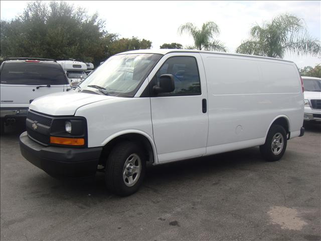 Chevrolet Express Base Passenger Van
