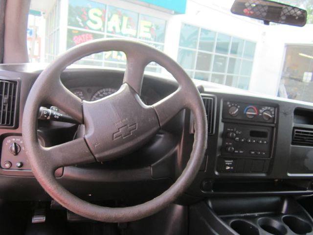 Chevrolet Express 2004 photo 6
