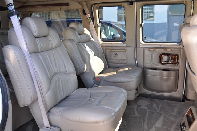 Chevrolet Express 2004 photo 5