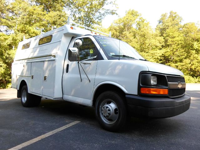 Chevrolet Express 2004 photo 1