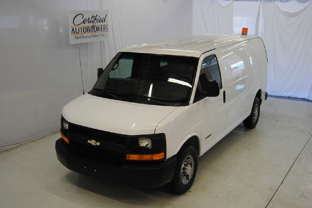Chevrolet Express Coupe 4D Passenger Van