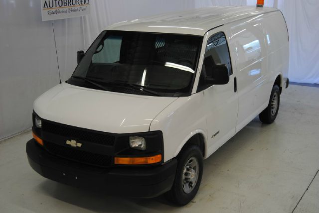 Chevrolet Express 2004 photo 4