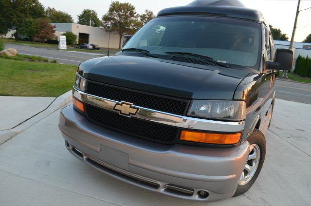 Chevrolet Express 2004 photo 1