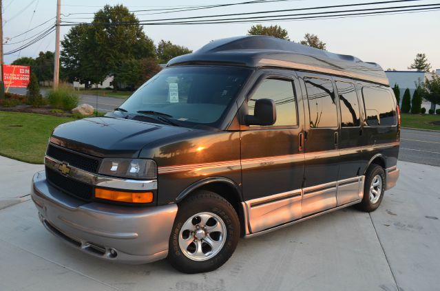 Chevrolet Express 2004 photo 3