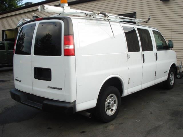 Chevrolet Express 2004 photo 2