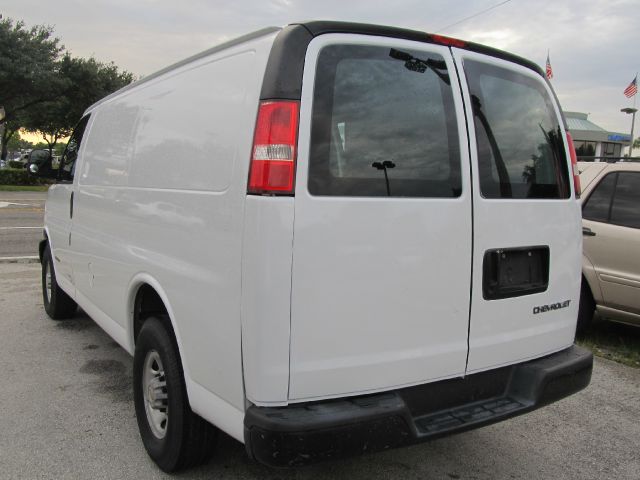 Chevrolet Express Coupe 4D Passenger Van