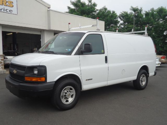 Chevrolet Express 2005 photo 2