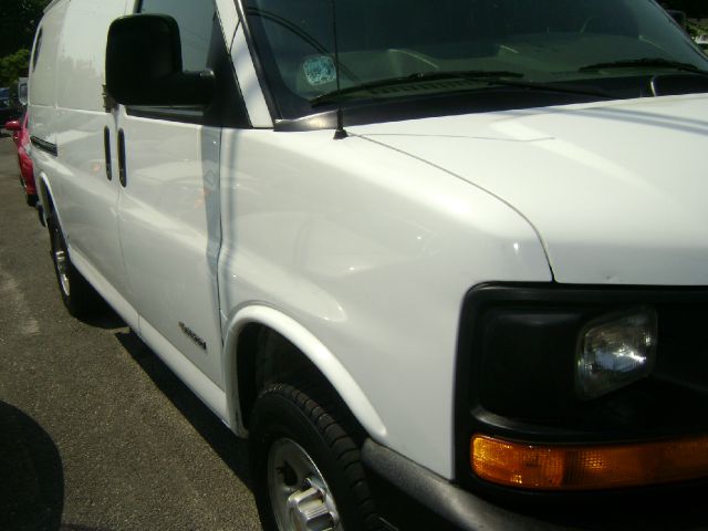 Chevrolet Express Coupe 4D Passenger Van