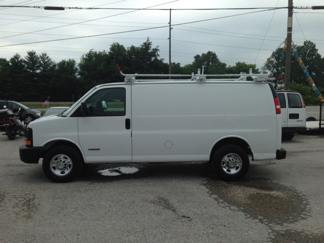 Chevrolet Express 2005 photo 2
