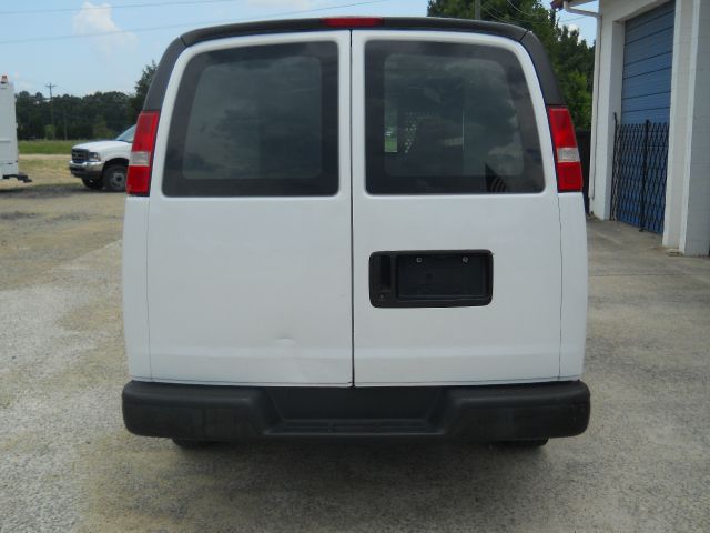 Chevrolet Express 2005 photo 11