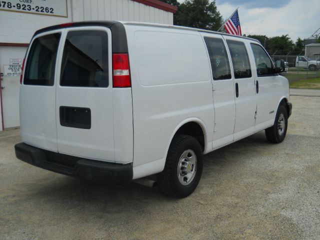 Chevrolet Express 2005 photo 20