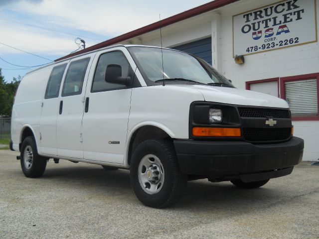 Chevrolet Express 2005 photo 22