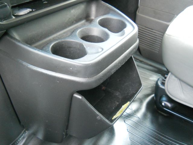 Chevrolet Express 2005 photo 24