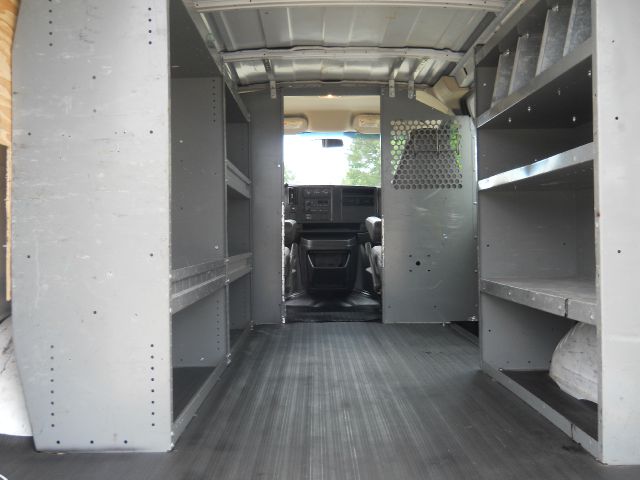 Chevrolet Express 2005 photo 35