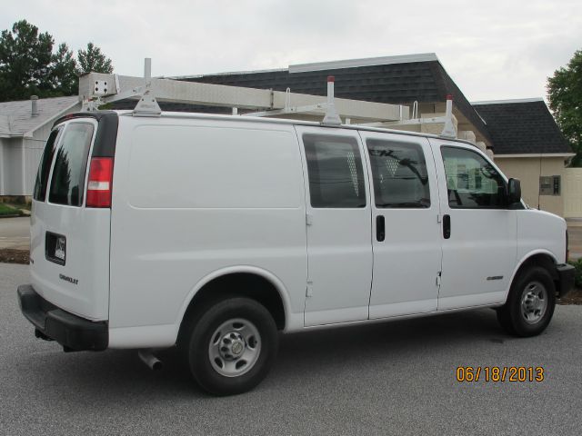Chevrolet Express Coupe 4D Passenger Van