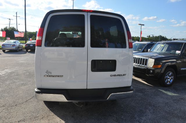 Chevrolet Express 2005 photo 3