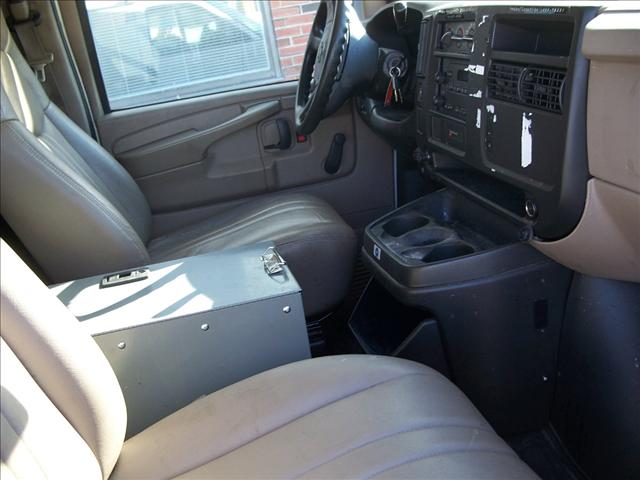 Chevrolet Express 2006 photo 2