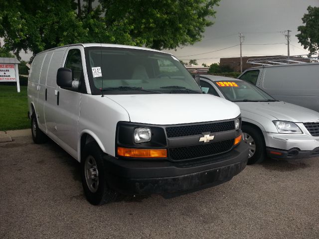 Chevrolet Express 750i 4dr Sdn Passenger Van