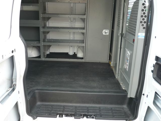 Chevrolet Express 750i 4dr Sdn Cargo Van