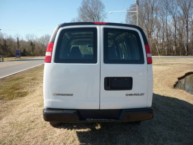 Chevrolet Express 2006 photo 2