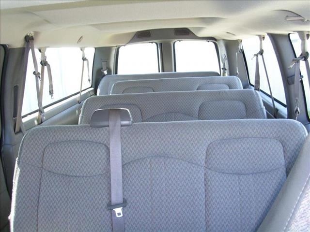 Chevrolet Express 2006 photo 2