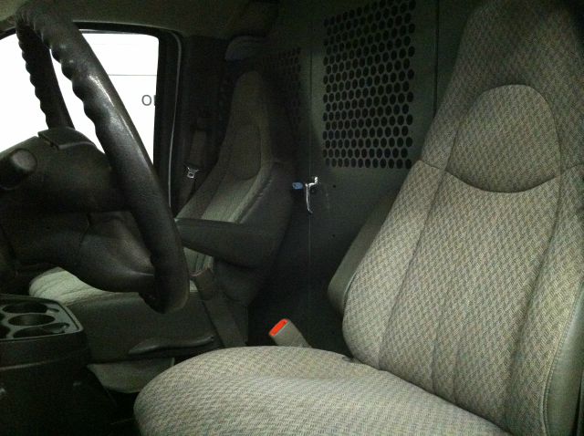 Chevrolet Express 2006 photo 20