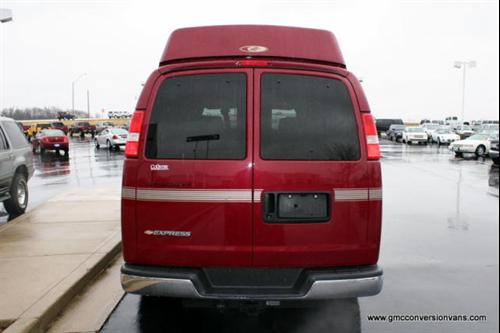 Chevrolet Express 2007 photo 2