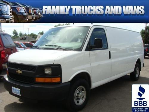 Chevrolet Express LE w/CD MP3 Passenger Van