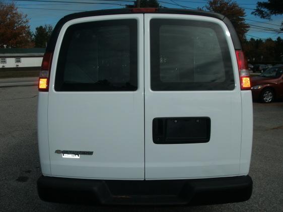 Chevrolet Express 2007 photo 2