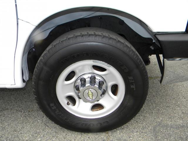 Chevrolet Express 2007 photo 2