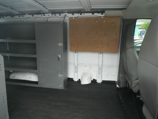 Chevrolet Express 2007 photo 2