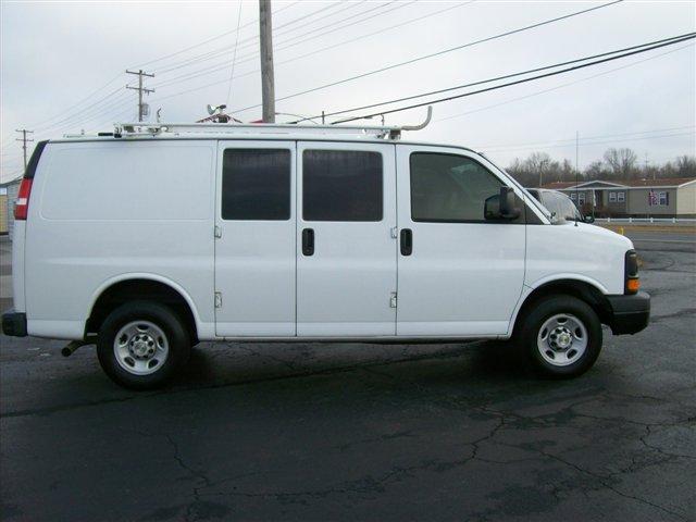 Chevrolet Express 2007 photo 2