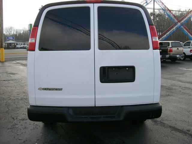 Chevrolet Express 2007 photo 3