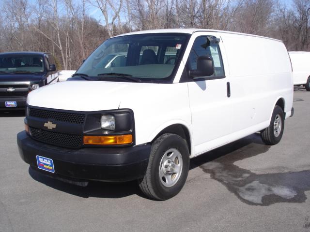 Chevrolet Express Base Passenger Van