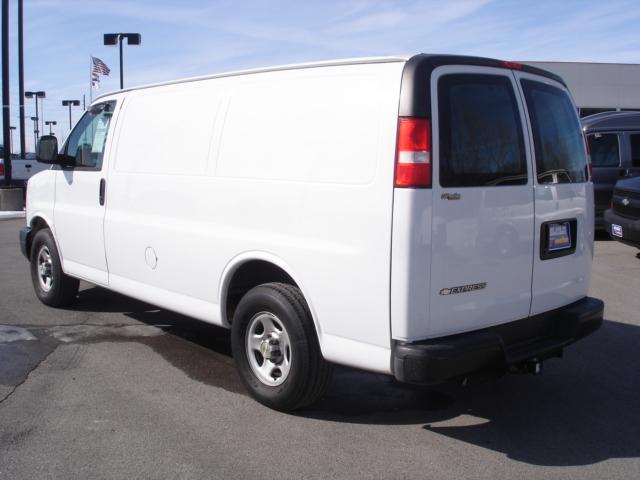 Chevrolet Express 2007 photo 2