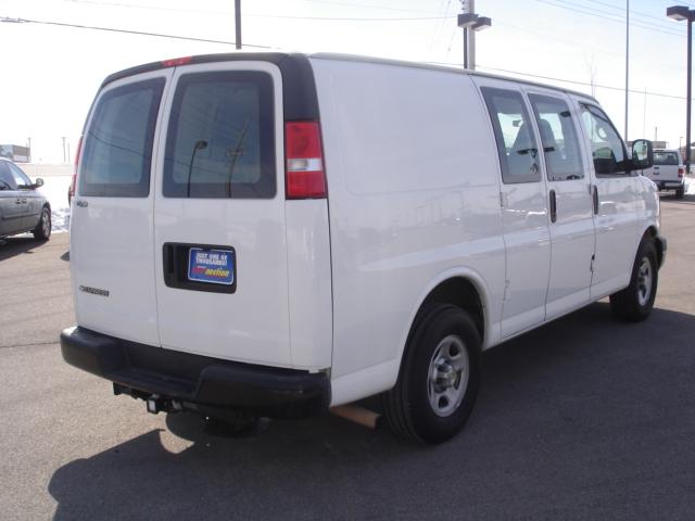Chevrolet Express 2007 photo 4