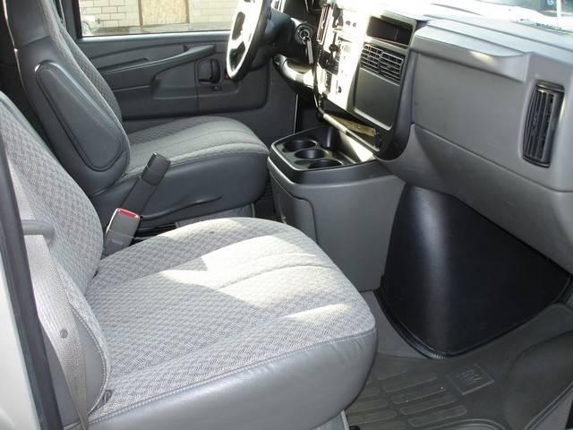 Chevrolet Express 2007 photo 2