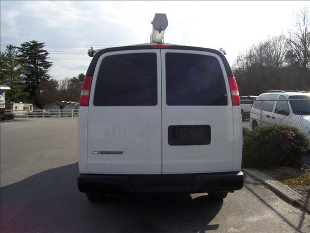 Chevrolet Express 2007 photo 2