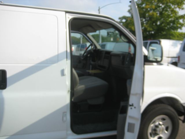 Chevrolet Express Coupe 4D Cargo Van