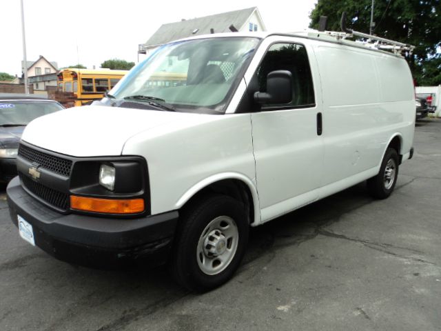 Chevrolet Express Coupe 4D Passenger Van