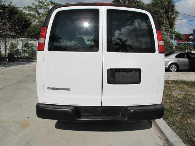 Chevrolet Express 2007 photo 4