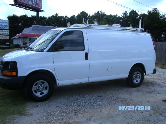 Chevrolet Express Base Passenger Van
