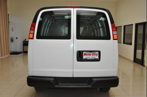 Chevrolet Express 2007 photo 2