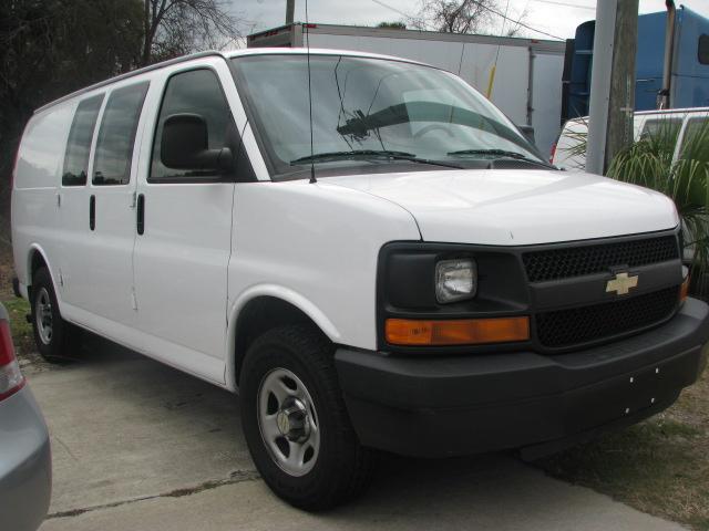Chevrolet Express Base Cargo Van
