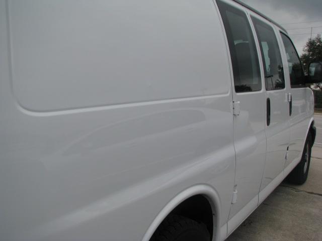 Chevrolet Express 2007 photo 2