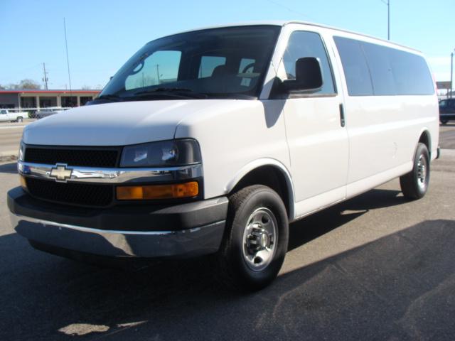 Chevrolet Express 4WD SLT Passenger Van