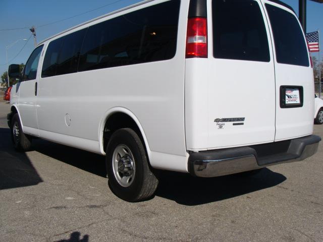 Chevrolet Express 2007 photo 2