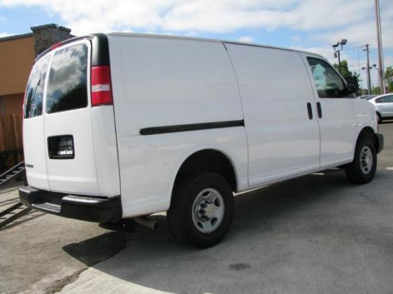 Chevrolet Express 2007 photo 2