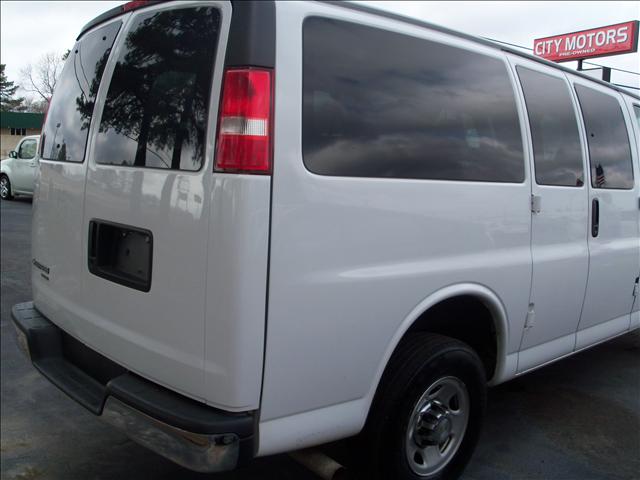 Chevrolet Express 2007 photo 2